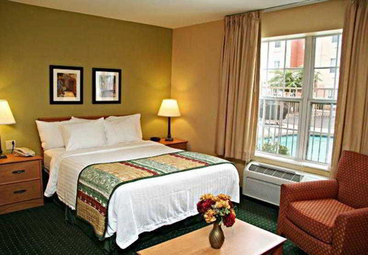 Bedroom 3, TownePlace Suites Phoenix North, Maricopa