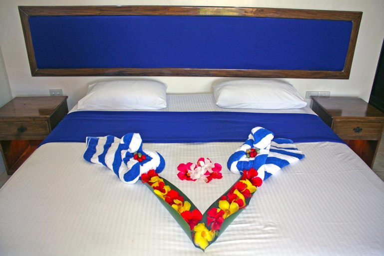 Bedroom 3, Blue Star Dive Resort, Anda