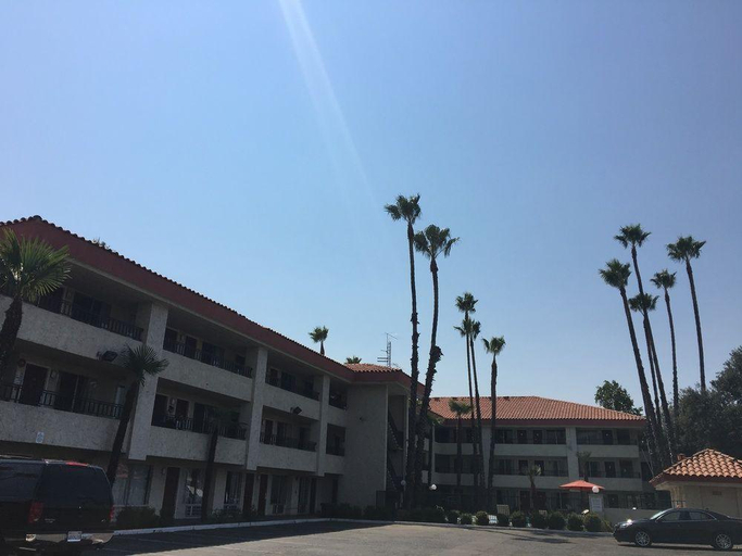 Exterior & Views 1, Studio 6 Suites Stockton, CA – Waterfront, San Joaquin