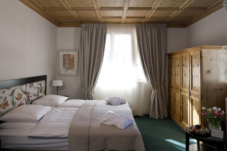 Bedroom 3, Morosani Schweizerhof, Prättigau/Davos