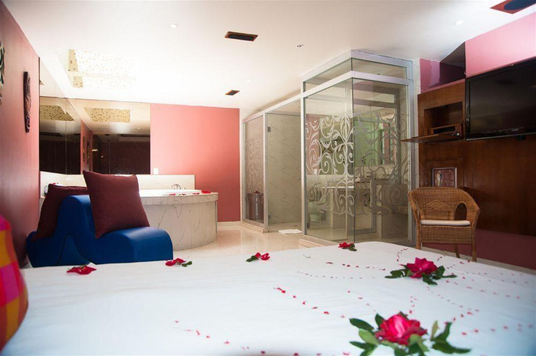 Bedroom 1, The Hotel, Libertador