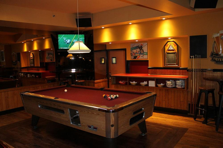 Public Area 2, James Bay Inn Hotel & Suites, Capital