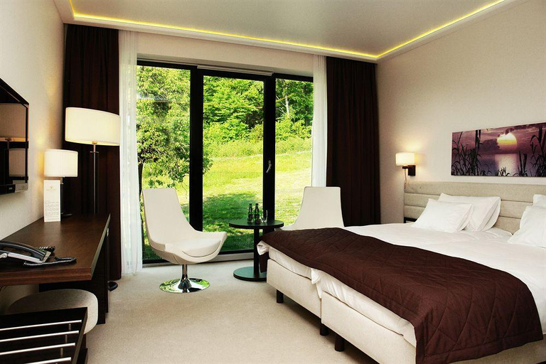 Bedroom 4, Odyssey ClubHotel Wellness & SPA, Kielce