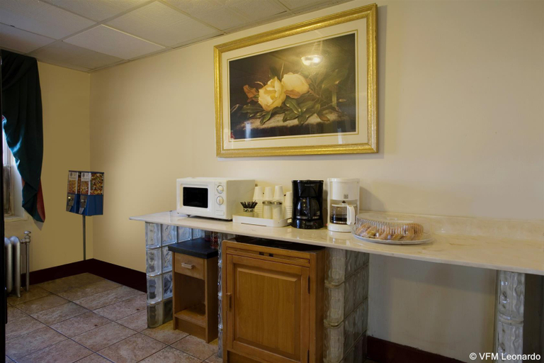 Exterior & Views 2, Americas Best Value Inn - Dearborn, Wayne