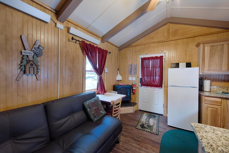 Others 3, Brundage Bungalows, Valley