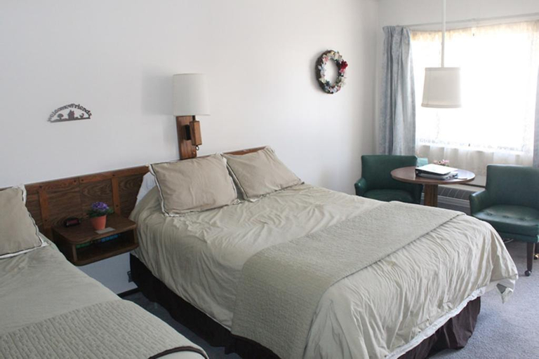Jim Butler Inn and Suites, Nye