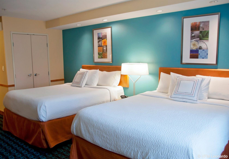 Bedroom 2, Fairfield Inn & Suites by Marriott Ames, Story