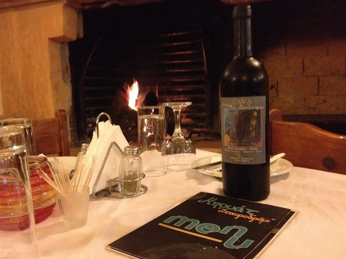 Food & Drinks 5, Stavrodromi, Epirus