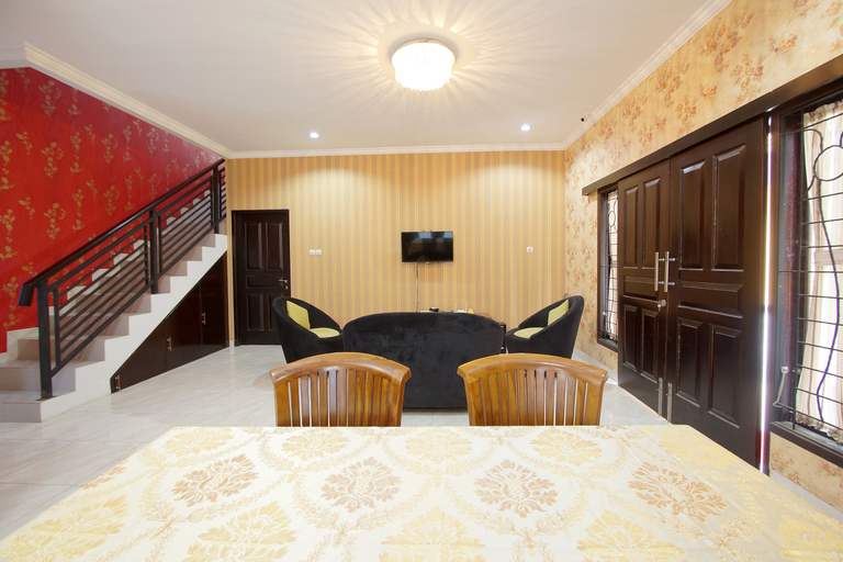 Public Area 5, 347 Bayang Brothers Guest House, Sleman
