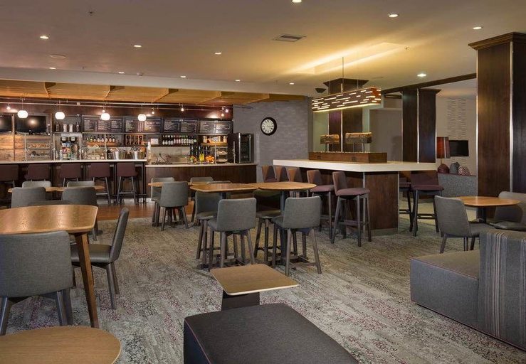 Food & Drinks 5, Courtyard Des Moines Ankeny, Dallas