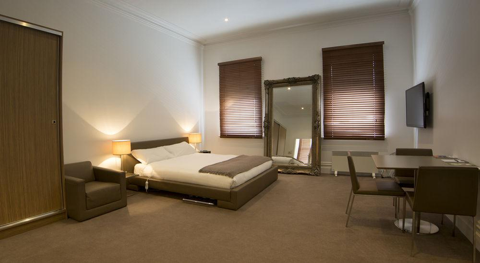 Bedroom 2, The Ikon Hotel, Burnie - Pt A