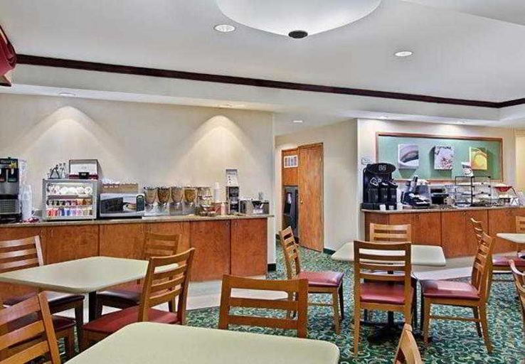 Food & Drinks 5, Fairfield Inn & Suites Tampa Brandon, Hillsborough