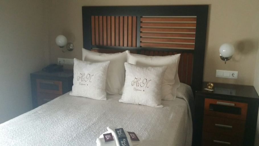 Bedroom 4, HOTEL NIEVESCHIPIONA, Cádiz