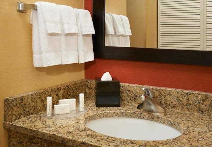 Bathroom 5, Courtyard Detroit Utica, Macomb