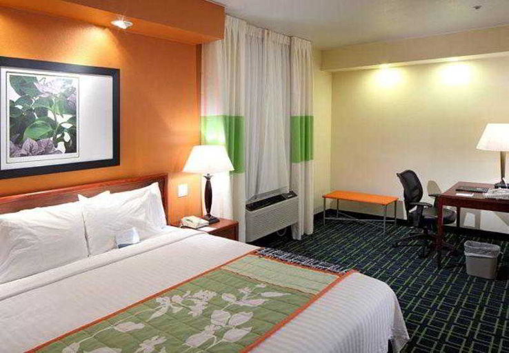 Bedroom 3, Fairfield Inn & Suites San Francisco San Carlos, San Mateo