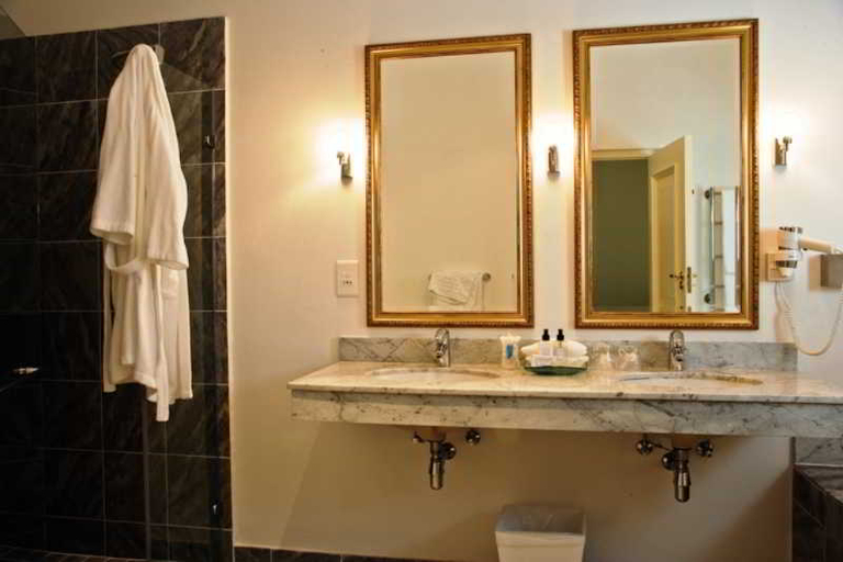 Bathroom 4, The Claremont Boutique Hotel, City of Cape Town