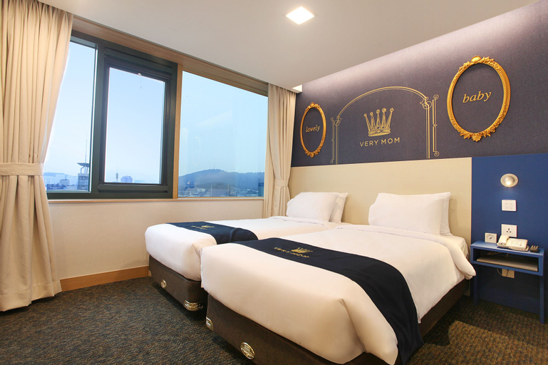 Bedroom 22