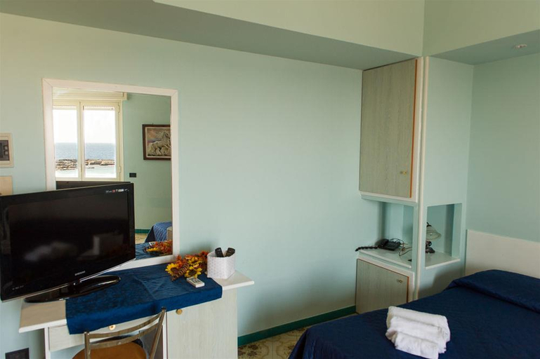 Bathroom 4, La Plancia, Lecce