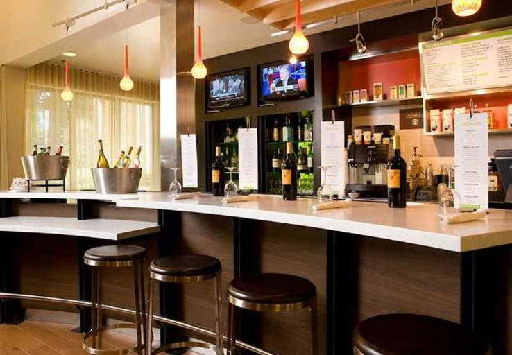 Food & Drinks 5, Courtyard by Marriott Sacramento Airport Natomas, Sacramento