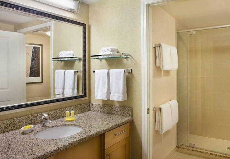 Bathroom 4, Residence Inn Calgary Airport, Division No. 6