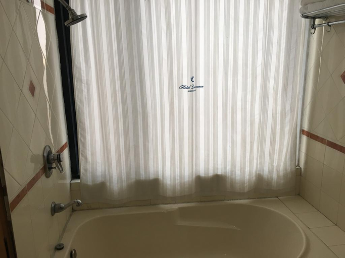 Bathroom 4, Hotel Lawrence, Amritsar