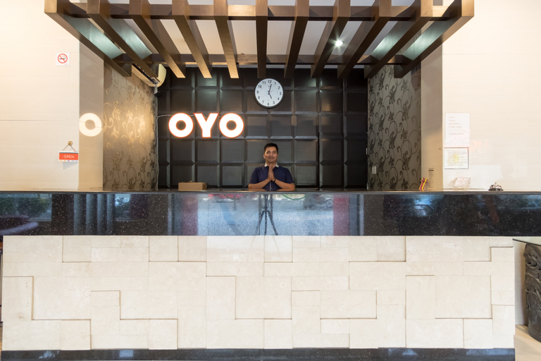 OYO 996 Hotel Transit, Medan