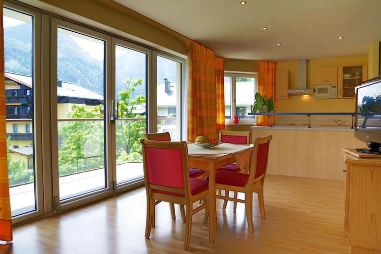 Bedroom 3, Appartement Sport Girbl, Salzburg Umgebung