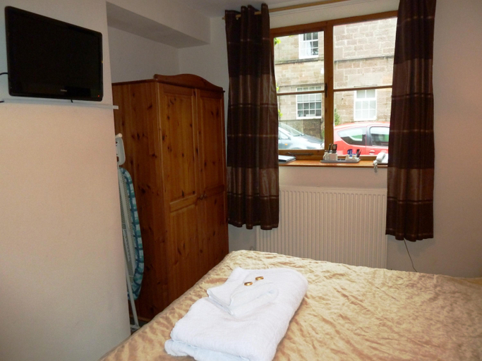 Bedroom 2, Alison House Hotel, Derbyshire