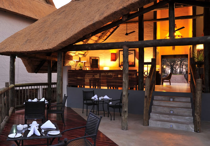 Food & Drinks 3, Victoria Falls Safari Suites, Hwange