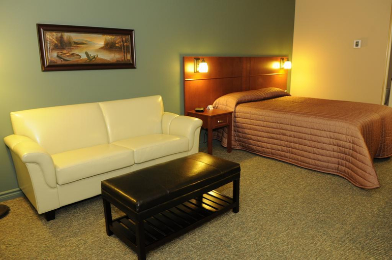 Public Area 3, Hotel-Motel Drummond, Drummond