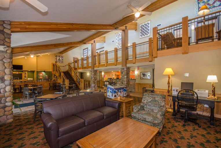 Public Area 3, Black Beach Inn by GrandStay, Lake