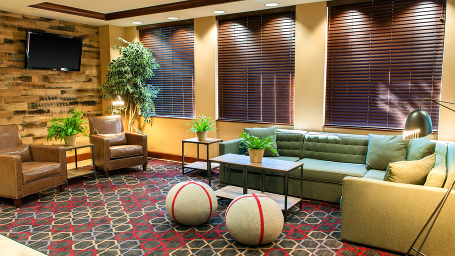 Public Area 2, Four Points by Sheraton Boston Logan Airport Revere, Suffolk