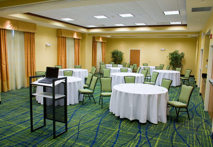 Business Facilities 2, Fairfield Inn & Suites Columbus Polaris, Delaware