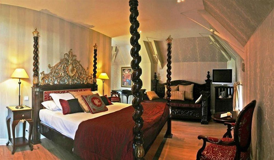 Bedroom, Chateau Hotel le Boisniard, Vendée