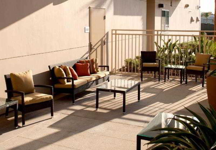 Public Area 2, Courtyard by Marriott Santa Ana Orange County, Orange