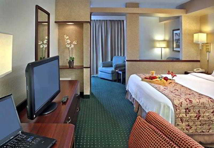 Exterior & Views 4, Fairfield Inn & Suites Palm Beach, Palm Beach