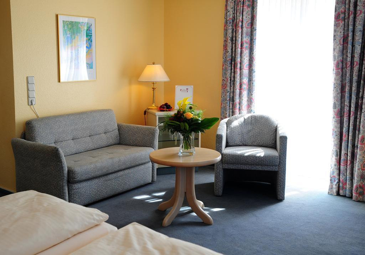 Exterior & Views 2, Hotel Pontivy, Rhein-Erft-Kreis