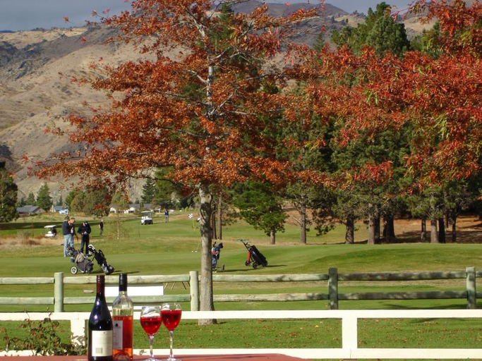 Exterior & Views 2, Lake Dunstan Motel, Central Otago