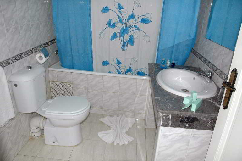 Bathroom 3, Royal Hotel Rabat, Rabat