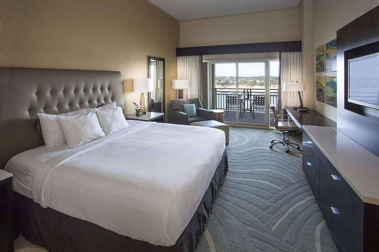 Exterior & Views 2, Lakeway Resort and Spa, Travis