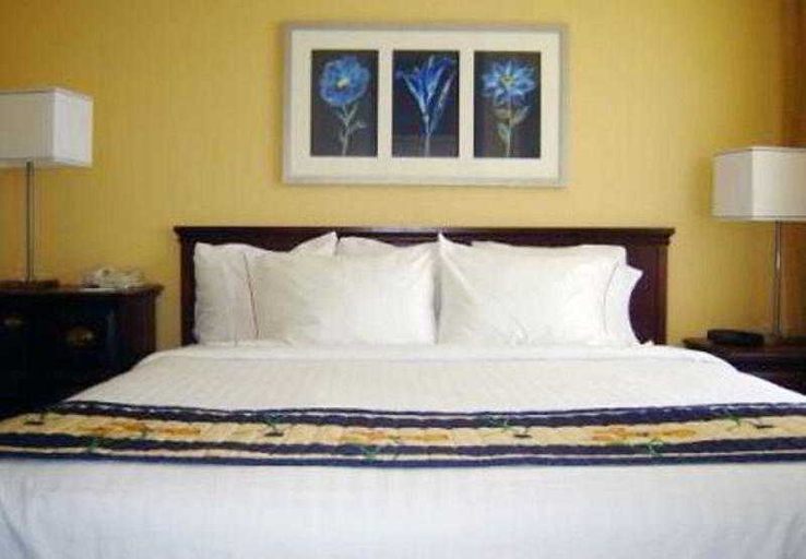 Bedroom 1, SpringHill Suites Baton Rouge South, East Baton Rouge