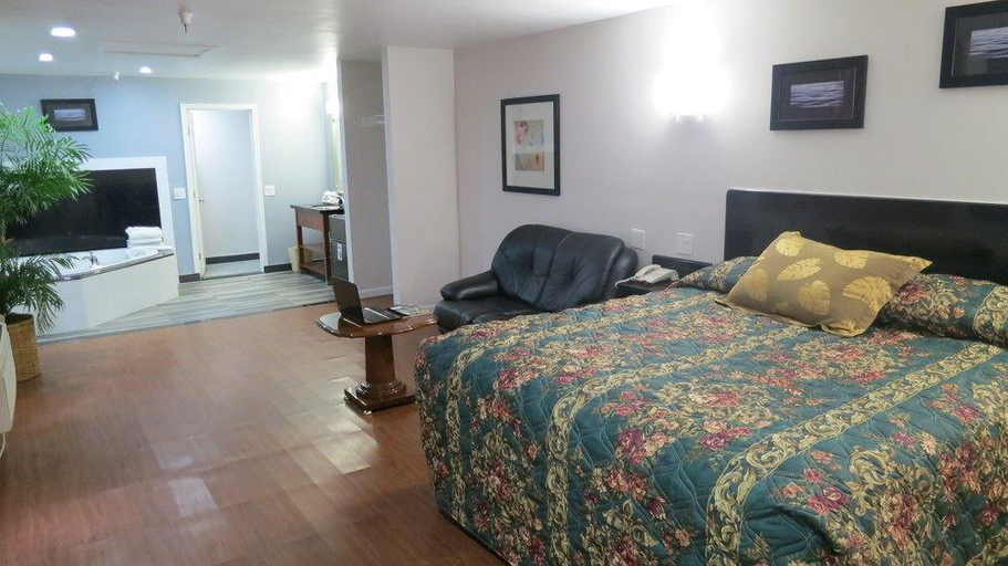 Bedroom 2, Calimesa Inn Motel, Riverside