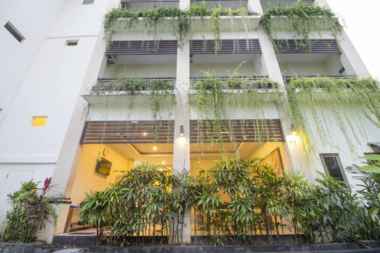 Exterior & Views 2, RedDoorz @ Benesari 2, Badung