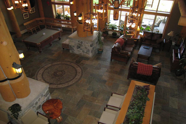 Public Area 2, Coast Hillcrest Hotel, Revelstoke, Thompson-Nicola