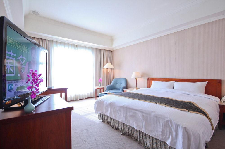 Bedroom 1, Grand Boss Hotel, Yilan