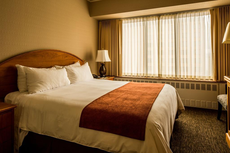 Bedroom 3, Captain Cook, Anchorage