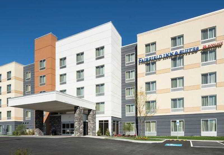Exterior & Views 2, Fairfield Inn & Suites Hershey Chocolate Avenue, Dauphin
