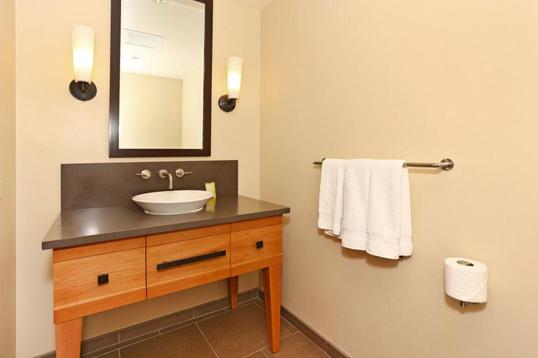 Bathroom 5, Ko Olina Beach Villas Resort, Honolulu