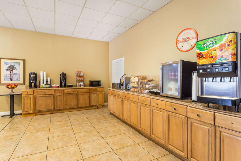 Public Area 3, Howard Johnson by Wyndham Lakeland, Polk