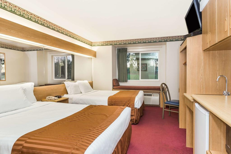 Exterior & Views 2, Microtel Inn & Suites By Wyndham Brush, Morgan